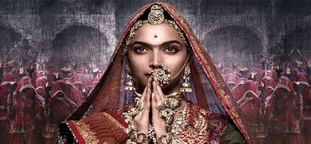 deepika padukone look in ghoomer song in film padmavati