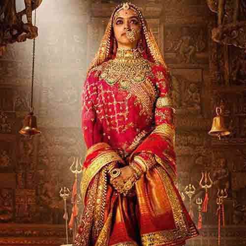 deepika padukone look in ghoomer song in film padmavati
