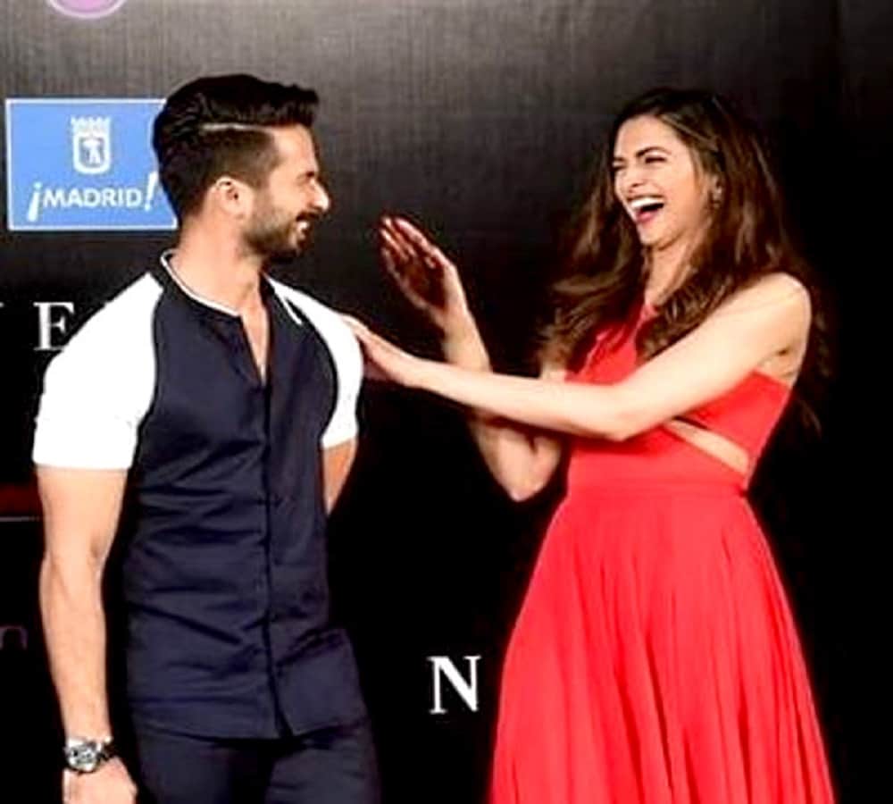 shahid and deepika will promote film padmavati in bigg boss house