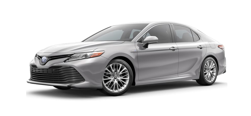 2019 toyota upcoming New Camry Hybrid to be launched in india on 18 January