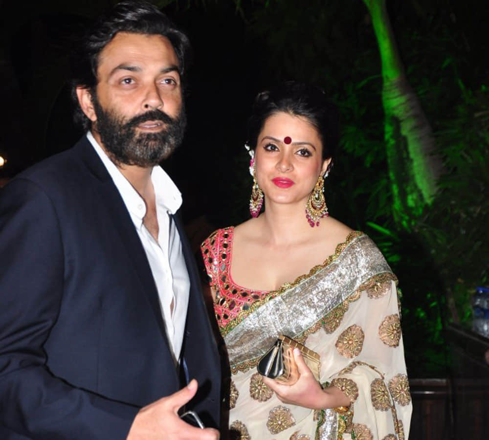 bobby deol celebrate his 50th birthday with his family