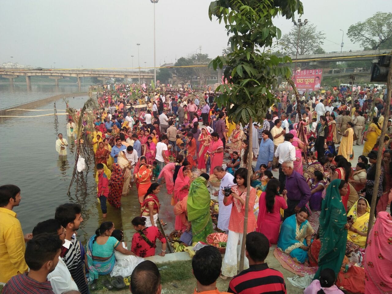 chhat festival celebrated in lucknow