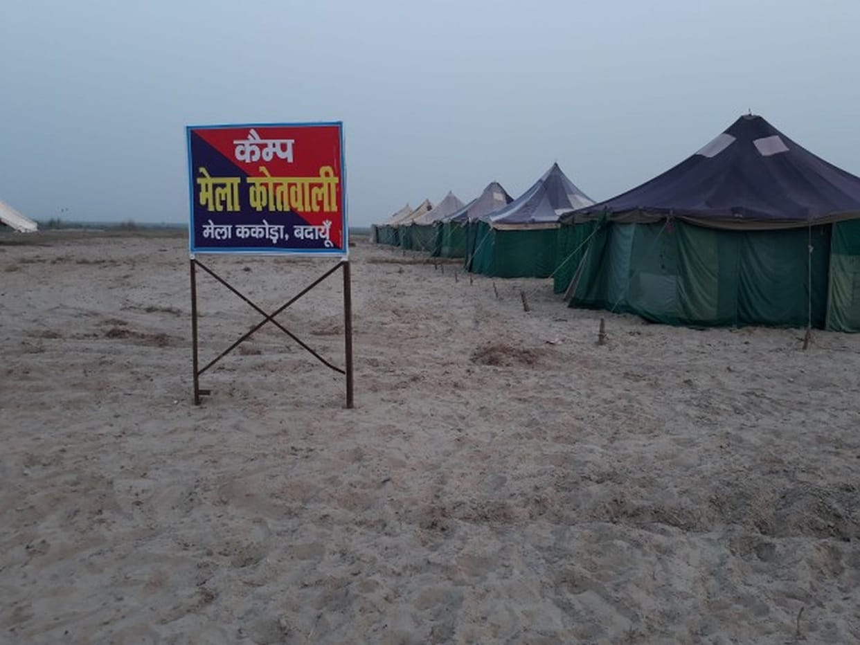 गंगा किनारे सजने लगे घाट