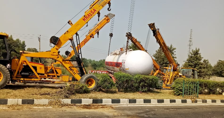 ammonia gas leak in lalru, many people affected