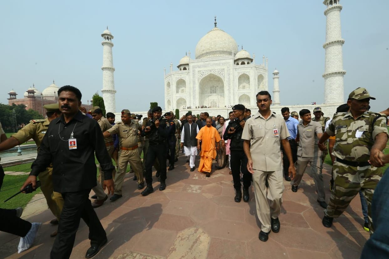 Up Cm yogi Adityanath in agra