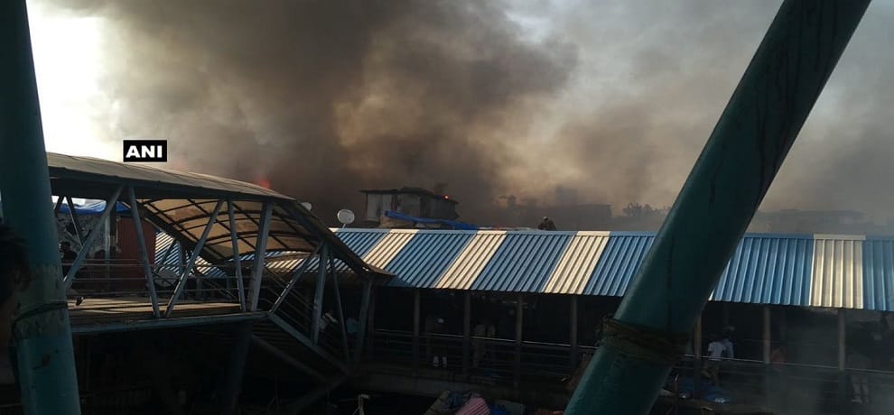 Mumabi: Major fire at Behrampada near Bandra station