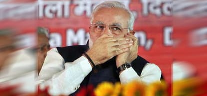 pm modi extend his diwali wishes to bureaucracy