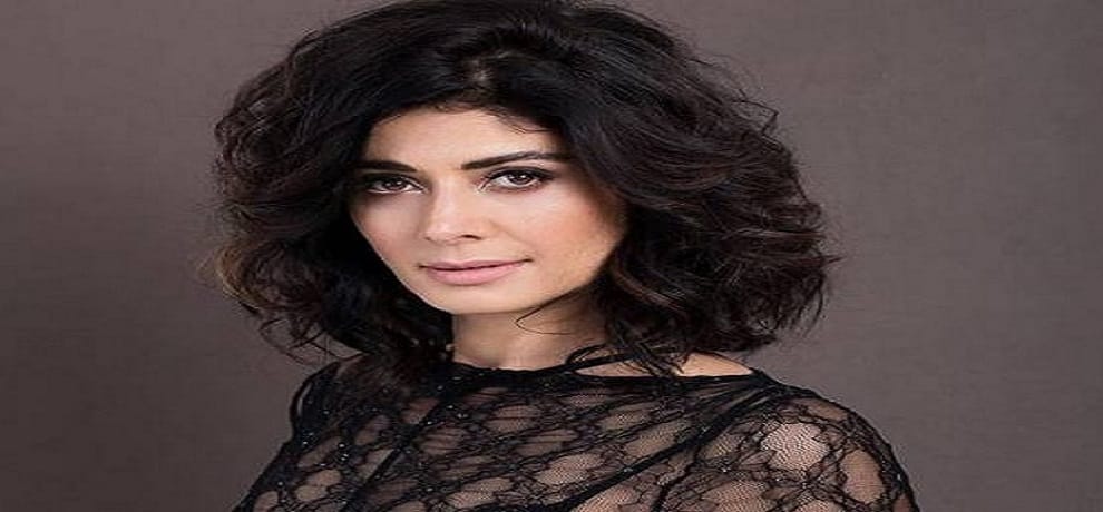 Pooja Batra Birthday Special Story