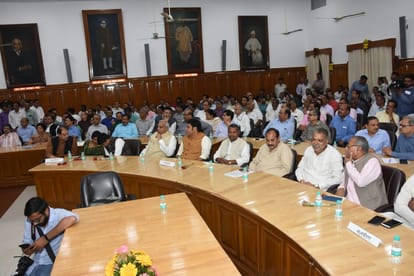 e office facility started in 20 offices in up government