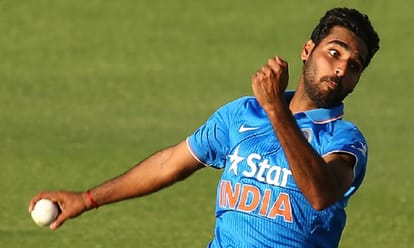 virat kohli on the top while pak team in apex at icc t-20 ranking