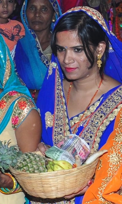 women celebrate chhal chath