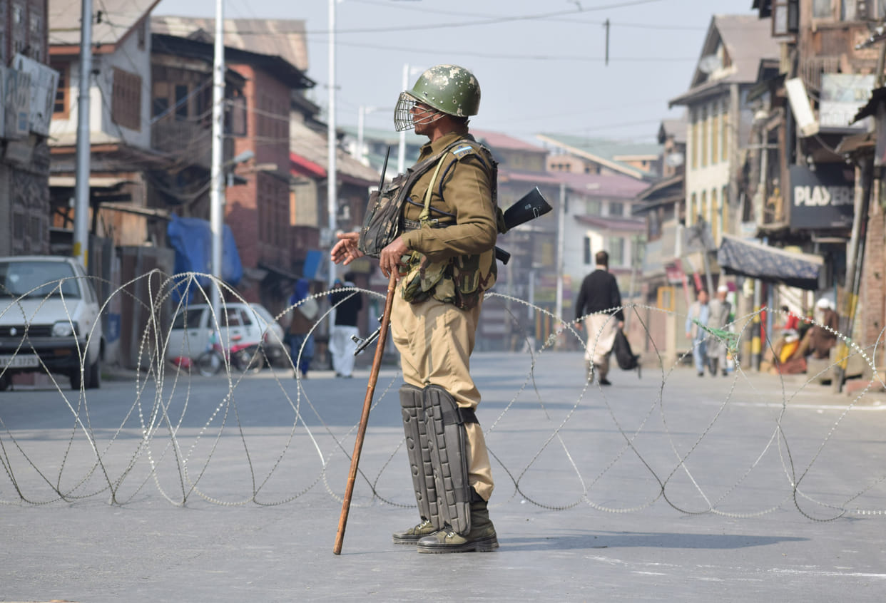 SEE PICS OF BLACK DAY IN JAMMU KASHMIR 
