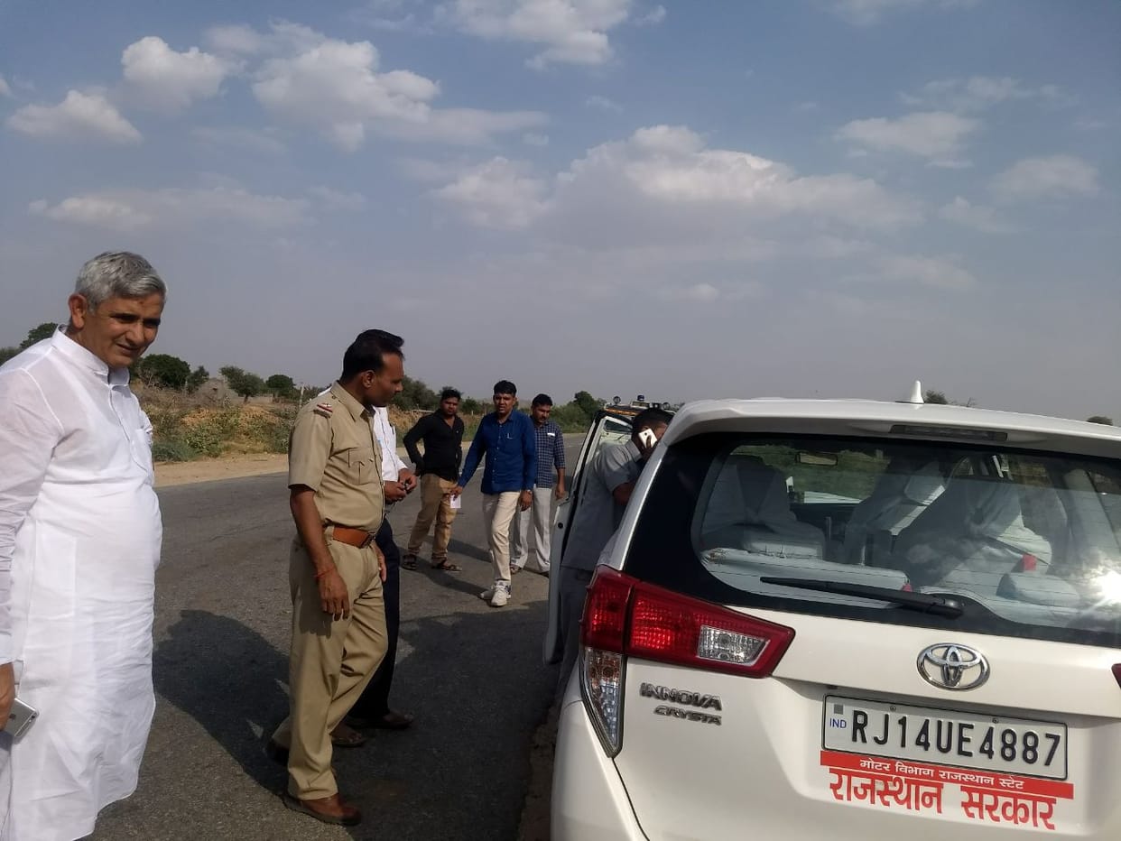 state minister, minister and staff survivor of accident on highway