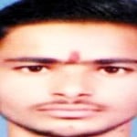 जान देने वाला किसान अनुज वाजपेयी (फाइल फोटो)।
