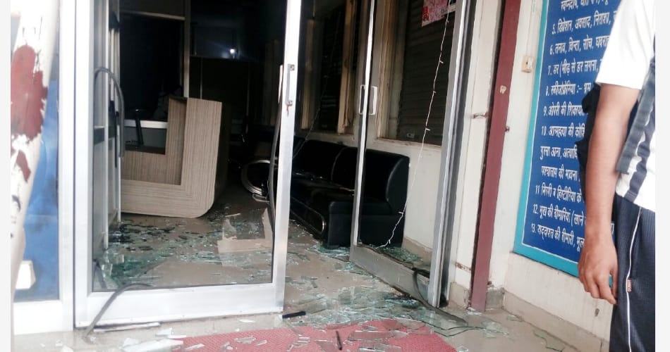 Doctor assaulted, paraded for ‘molesting’ woman patient