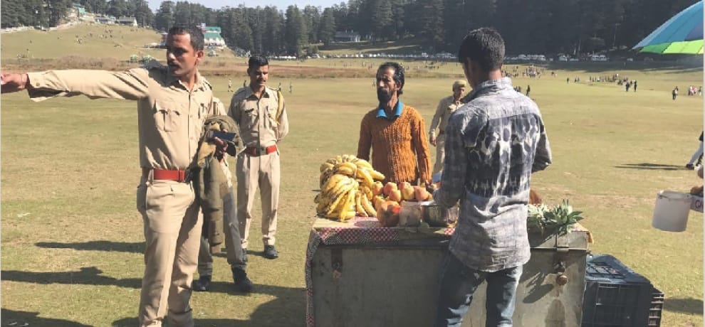 खज्जियार के मैदान में खाद्य वस्तुओं के स्टाल लगाने पर लगा प्रतिबंध