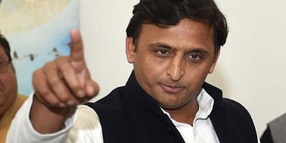 Akhilesh Yadav calls 95 SP leaders in Lucknow