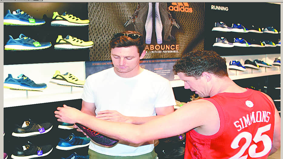 Newzealand player did shopping from this mall of kanpur