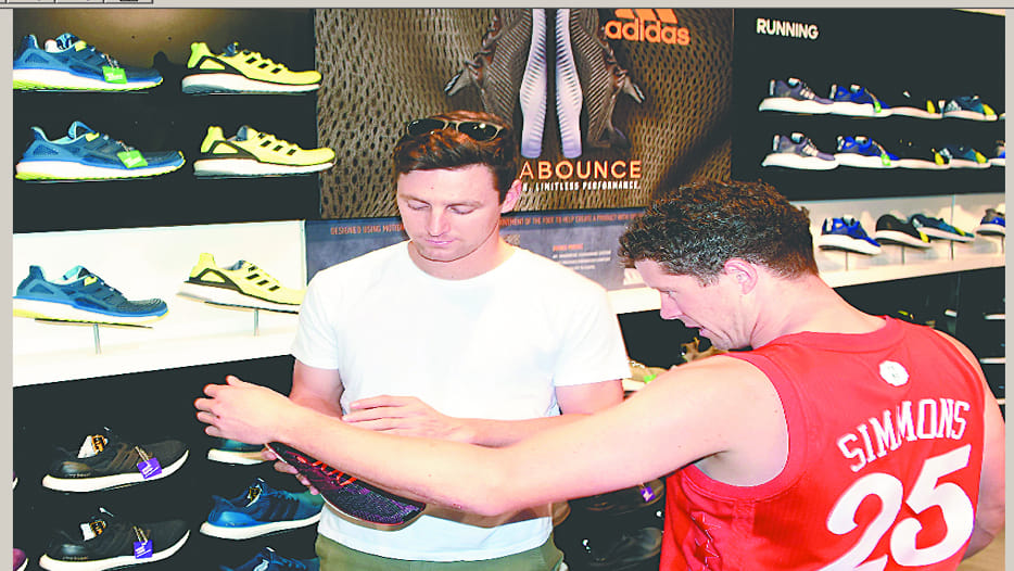 Newzealand player did shopping from this mall of kanpur
