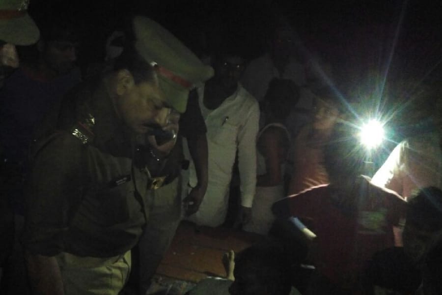 A child died in gonda when a car of UP minister's fleet trampled him.