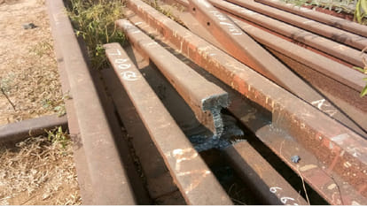 section Engineer caught in the theft of railway track