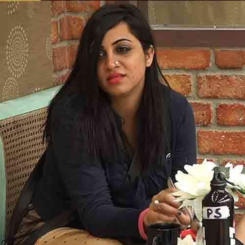 BIGG BOSS 11 reveals arshi khan pune goa scandal