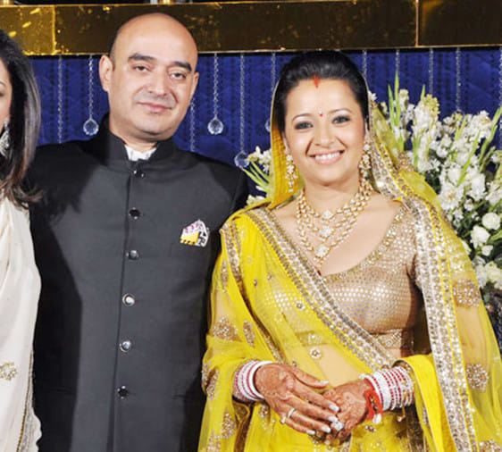 अश्लील तस्वीर खिंचाकर फंसी थी ये हीरोइन, 9 साल बड़े बिजनेसमैन से शादी कर  छोड़ दी फिल्म इंडस्ट्री - South Actress Reema Sen Birthday Special Story  Know About Her Unknown Facts -