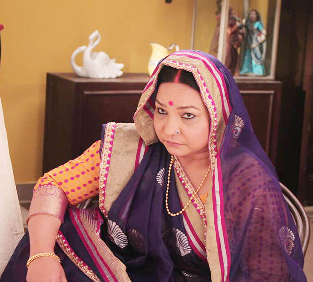 sunita rajwar birthday know more about panchayat 2 fame kranti devi personal and professional life films web s