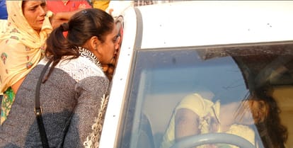 On the say of friend, wife shot, reason for the murder