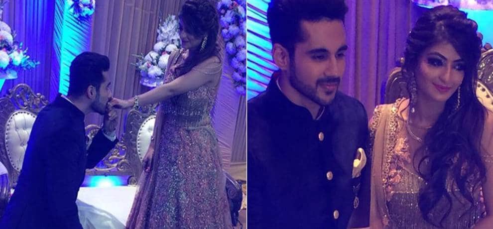 TV Actor Abhishek Bajaj Goes Down On Knees and Proposed Girlfriend Akanksha Jindal  To Marriage