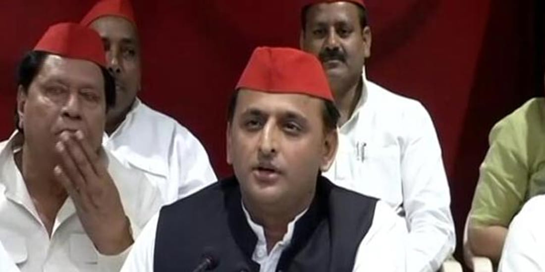  samajwadi party cancels tickets of many candidates for civic poll.