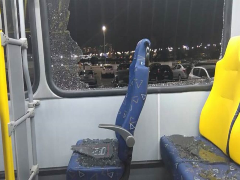 attack on bus going to delhi for conference in haridwar