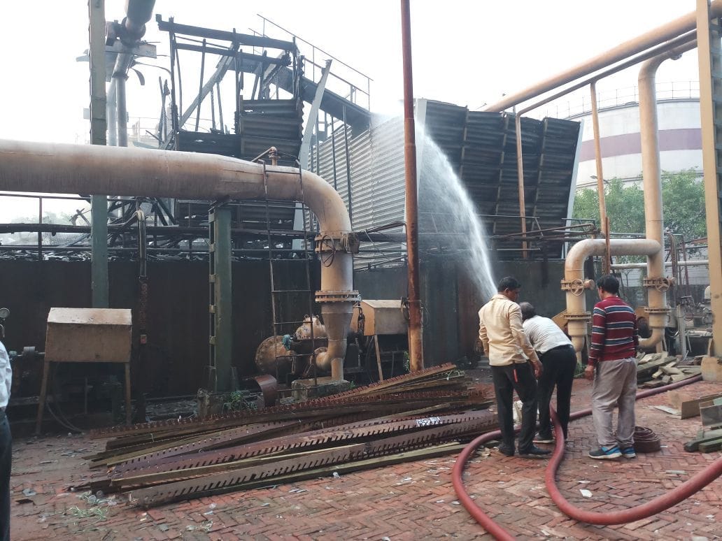 Fire in the grocery store, millions of items are stored