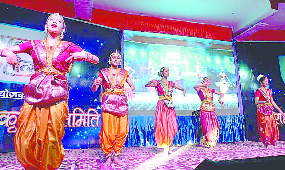 Pawandeep and Mona swept the audience