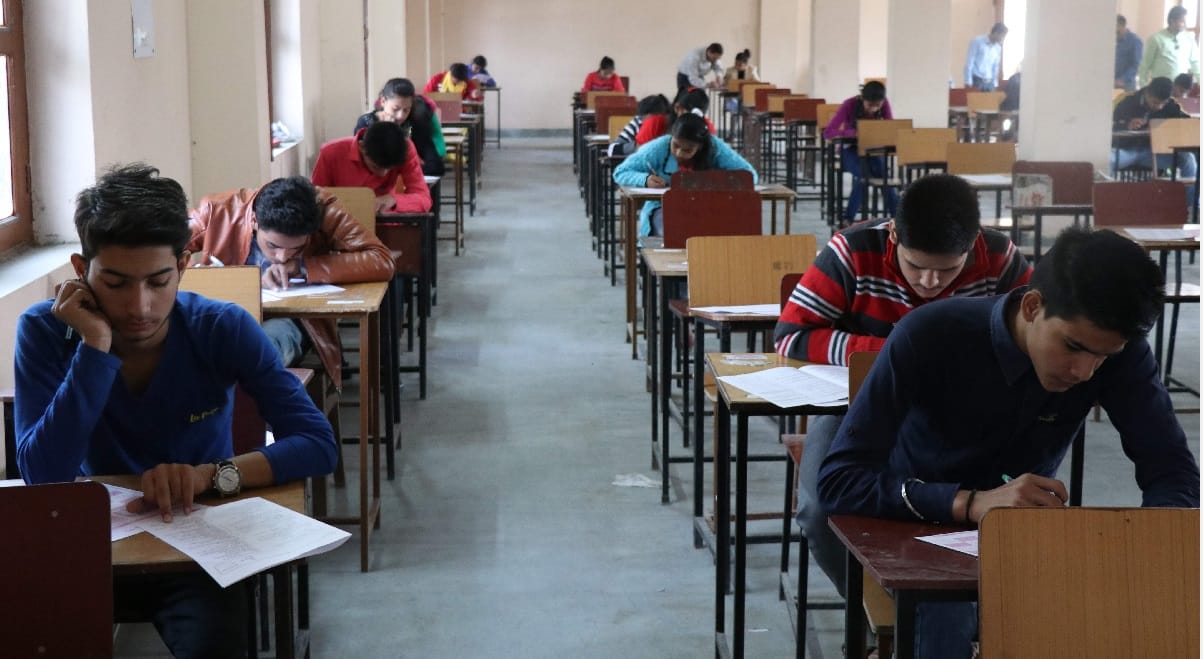 swine flu in rajasthan- rajasthan university dont permite a student for examination