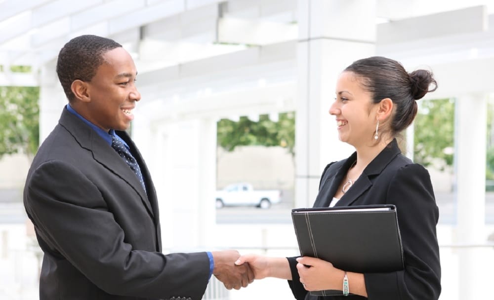 These two smart tricks can help you to negotiate your salary in a better way