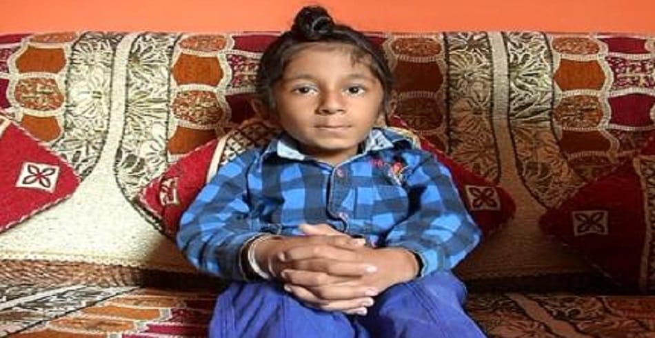 seven year old child suffering from dangerous disease bone breaks and joint itself 