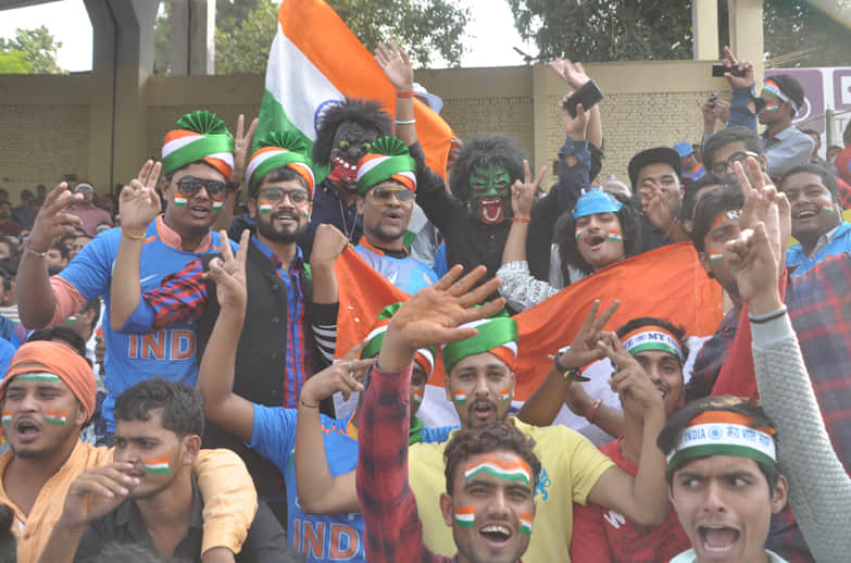 team india and newzealand oneday match at greenpark stadium kanpur