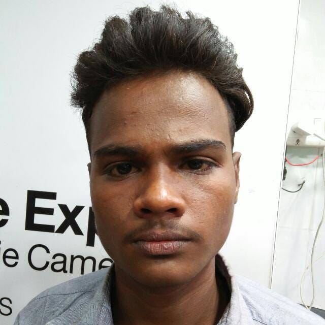 youth died after he accidentaly falls from 3rd floor of a building in kota 