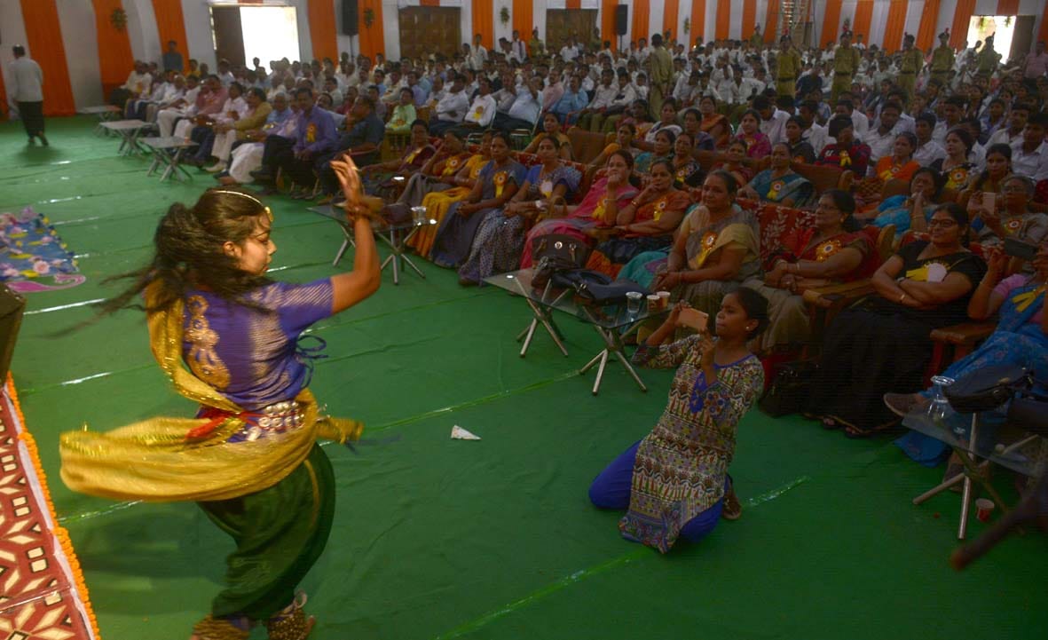 see the photos of ganga mahotsav first day celebration