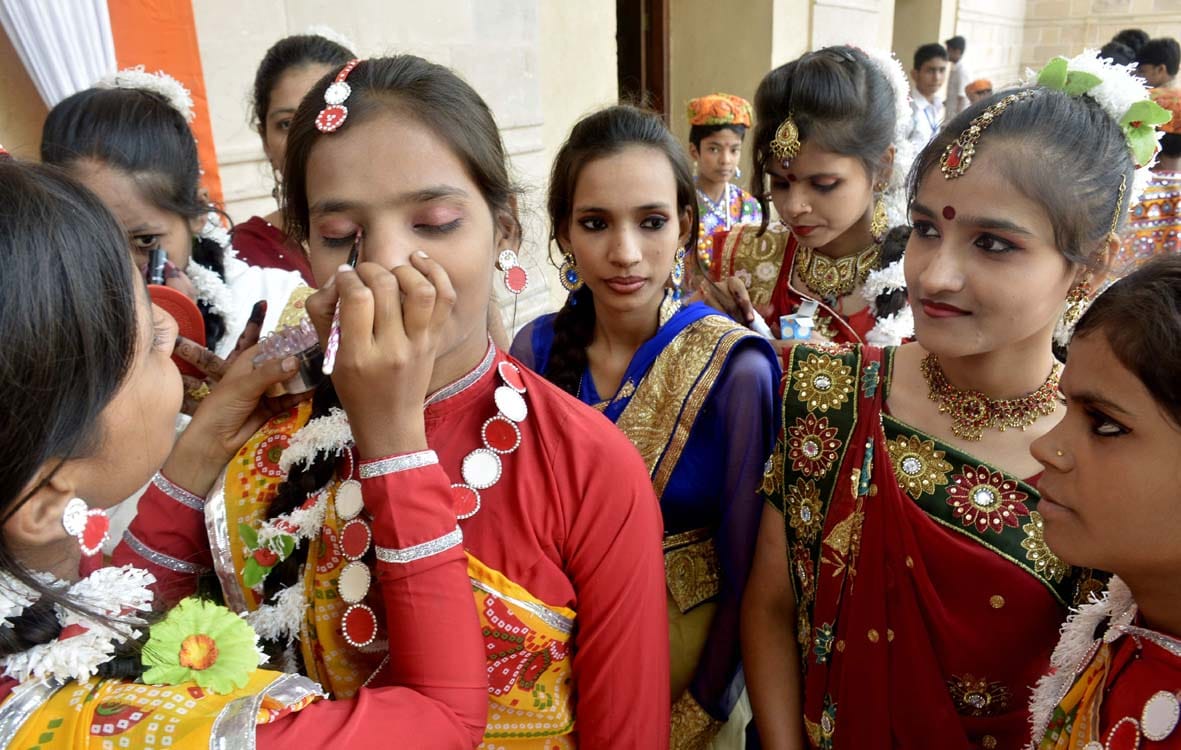 see the photos of ganga mahotsav first day celebration