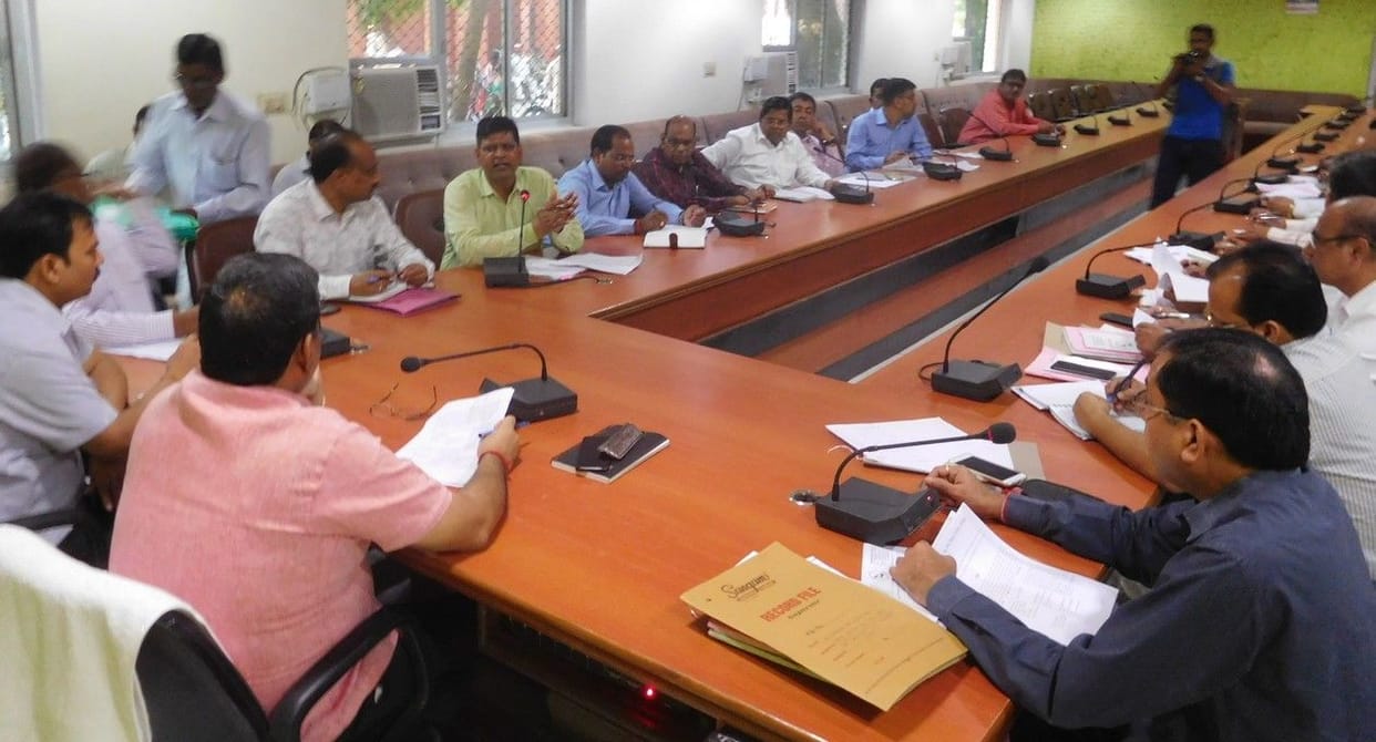 अधिकारियों को मिले दायित्वों को बखूबी निभाने का निर्देश