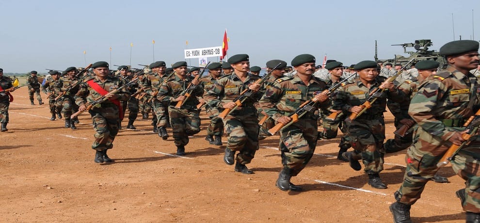 Indian Army set to replace old weapons with rs 40,000 cr procurement plan by government