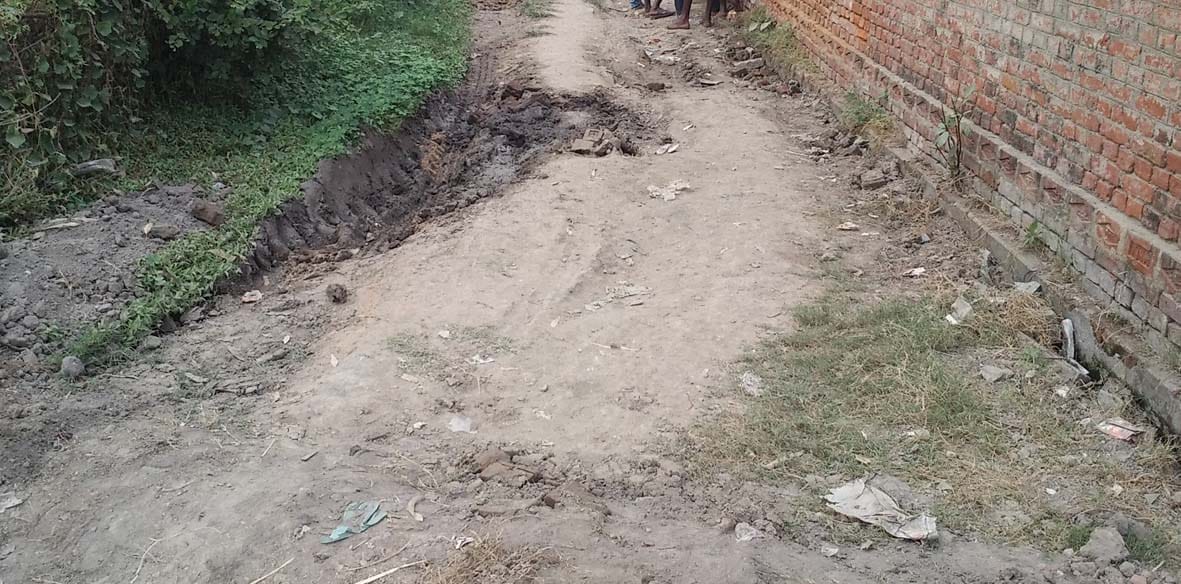 chandauli village violence after some dispute two killed