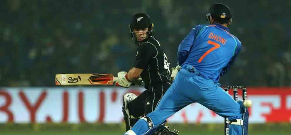 ms dhoni gets tom latham with his smartness bumrah completed run out