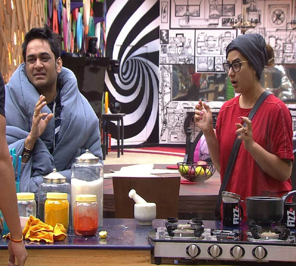  bigg boss contestant vikas threatened to reveal shilpa love affair 