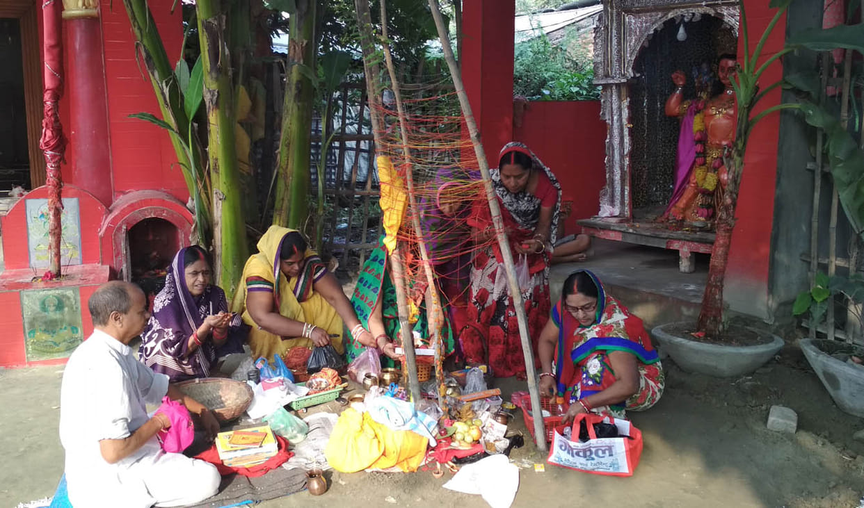अक्षय तृतीया पर आंवले के पेड़ की हुई पूजा