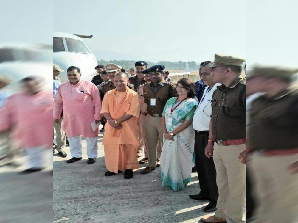 chief minister yogi adityanath welcome on jolly grant airport