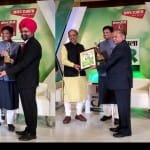 अमर उजाला सीएसआर अवार्ड से सम्मानित हुए कंपनियों के प्रतिनिधि
