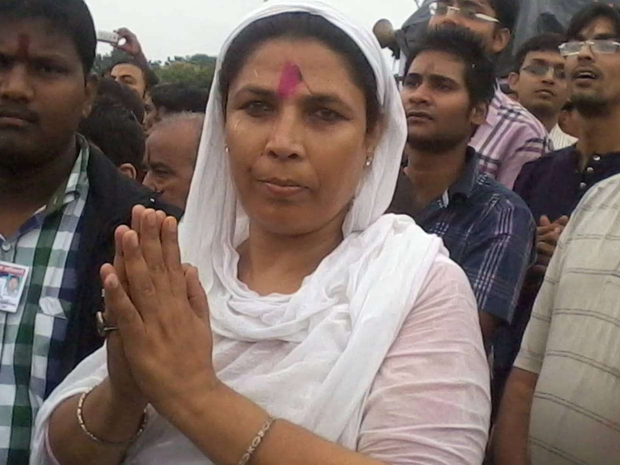 history of kinnar gulshan bindu from ayodhya